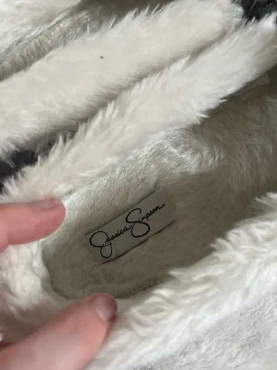 Jessica Simpson Gray Faux-Fur Lined Slip-On Shoes - Picture 2 of 3